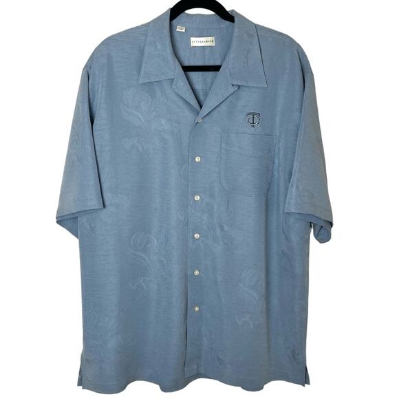 Cutter & Buck Minnesota Twins Hawaiian Camp Shirt Short Sleeve Light Blue Sz L - Picture 1 of 7